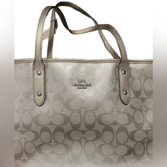*RARE* Coach City Zip Tote Signature Metallic Gold Platinum Bag. - Picture 3 of 12